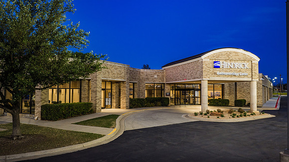 ICE Imaging - Hendrick GI - Exterior Northeast Entry Night