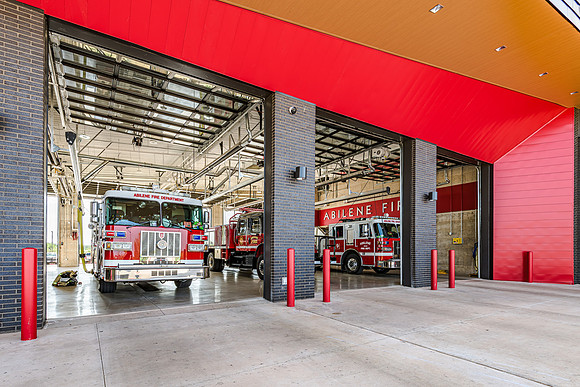 ICE IMAGING - FIRE STATION NINE-63