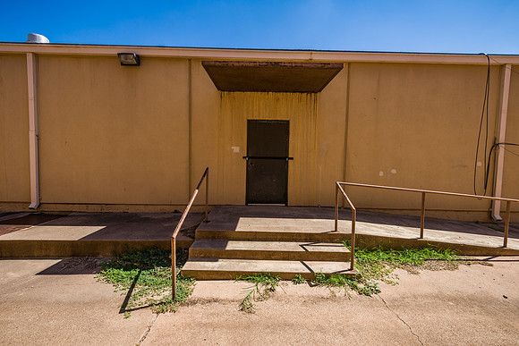 D-000-9227